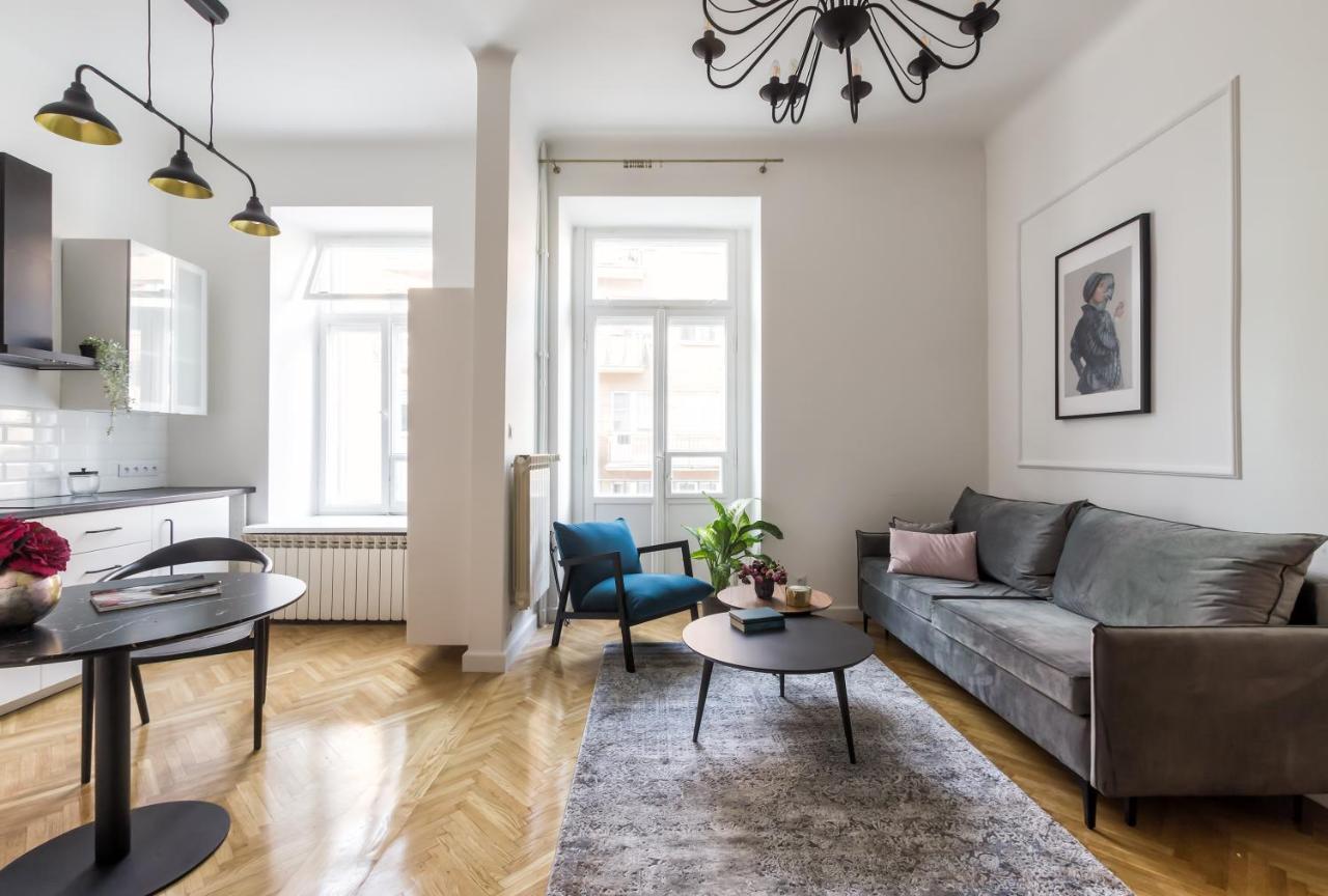 Czarujace Studio W Kamienicy Przy Metro Nowy Swiat Wwa20 Lägenhet Warszawa