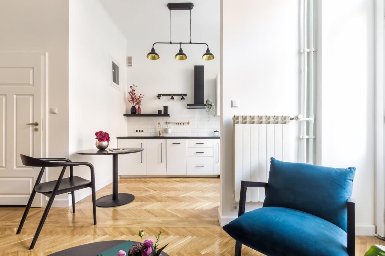 Czarujace Studio W Kamienicy Przy Metro Nowy Swiat Wwa20 Apartament *